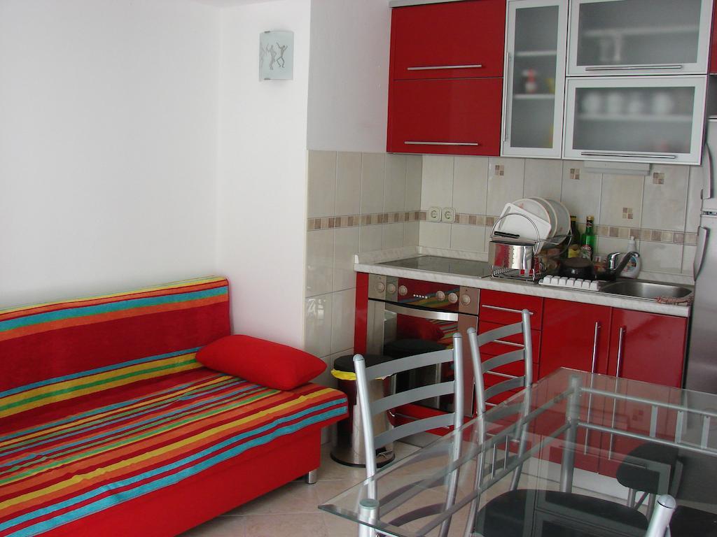 Bruna Apartment Rab Town Ruang foto