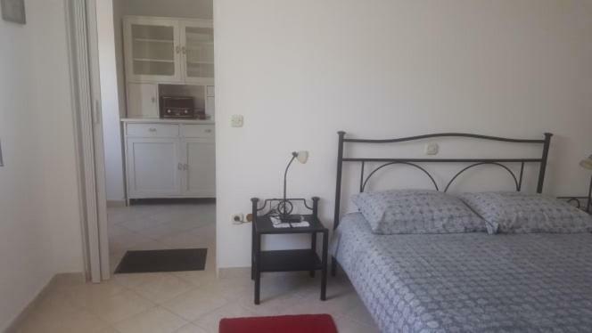 Bruna Apartment Rab Town Bagian luar foto